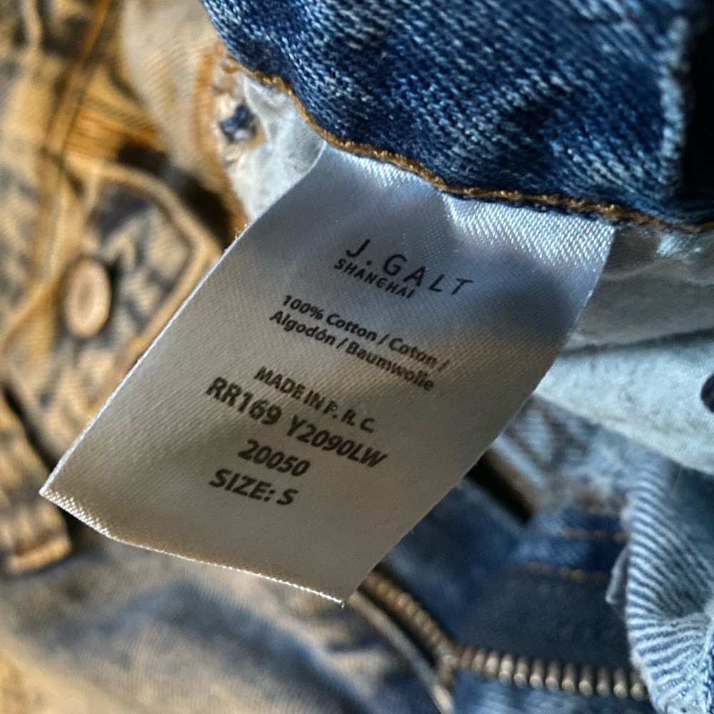 Brandy Melville (John Galt) Size S regular wash wide/leg high rise jeans!